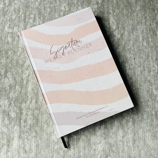 Full Year Undated - Signature Weekly Planner - Sandy Shores